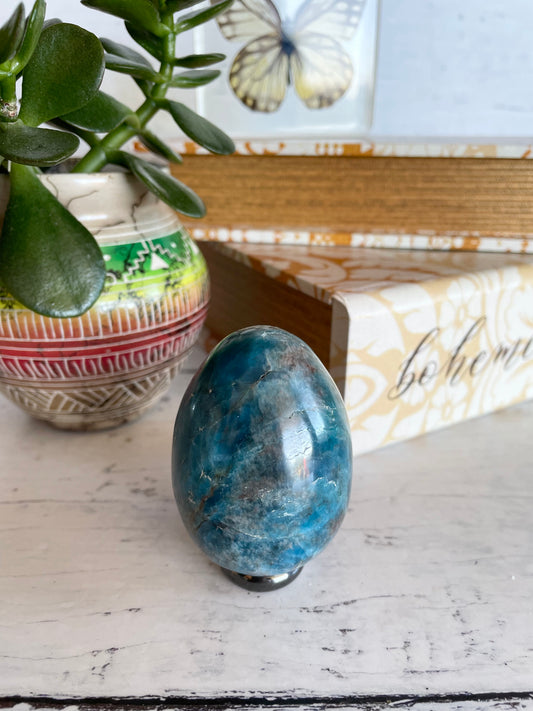 Apatite Egg includes hematite ring