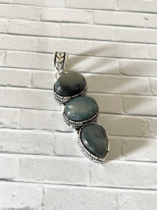 Labradorite Pendant