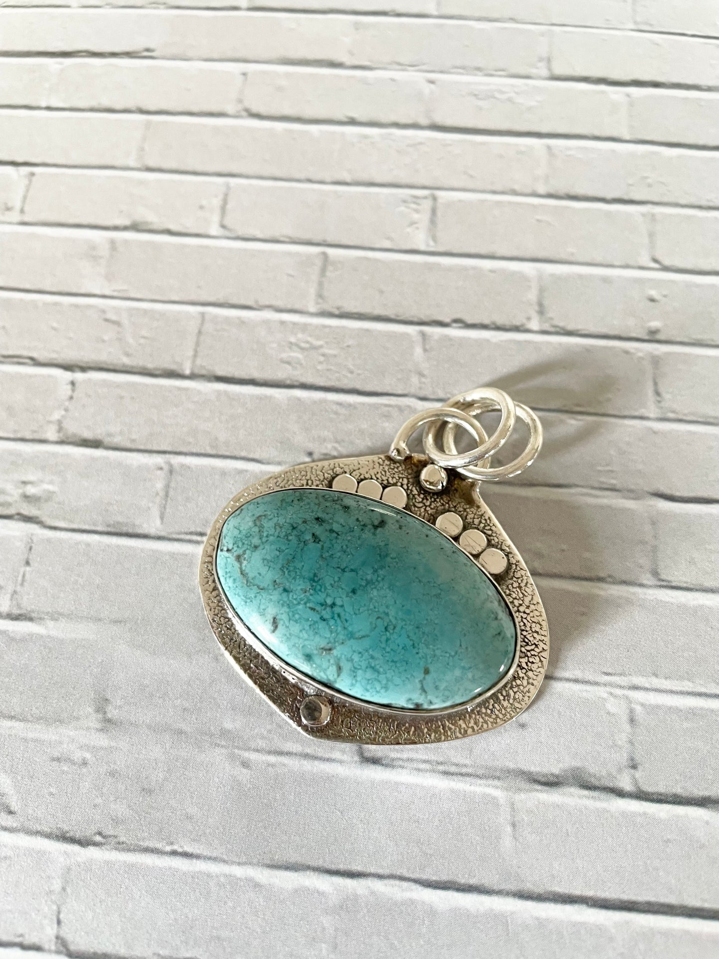Hubei Turquoise Studded Pendant
