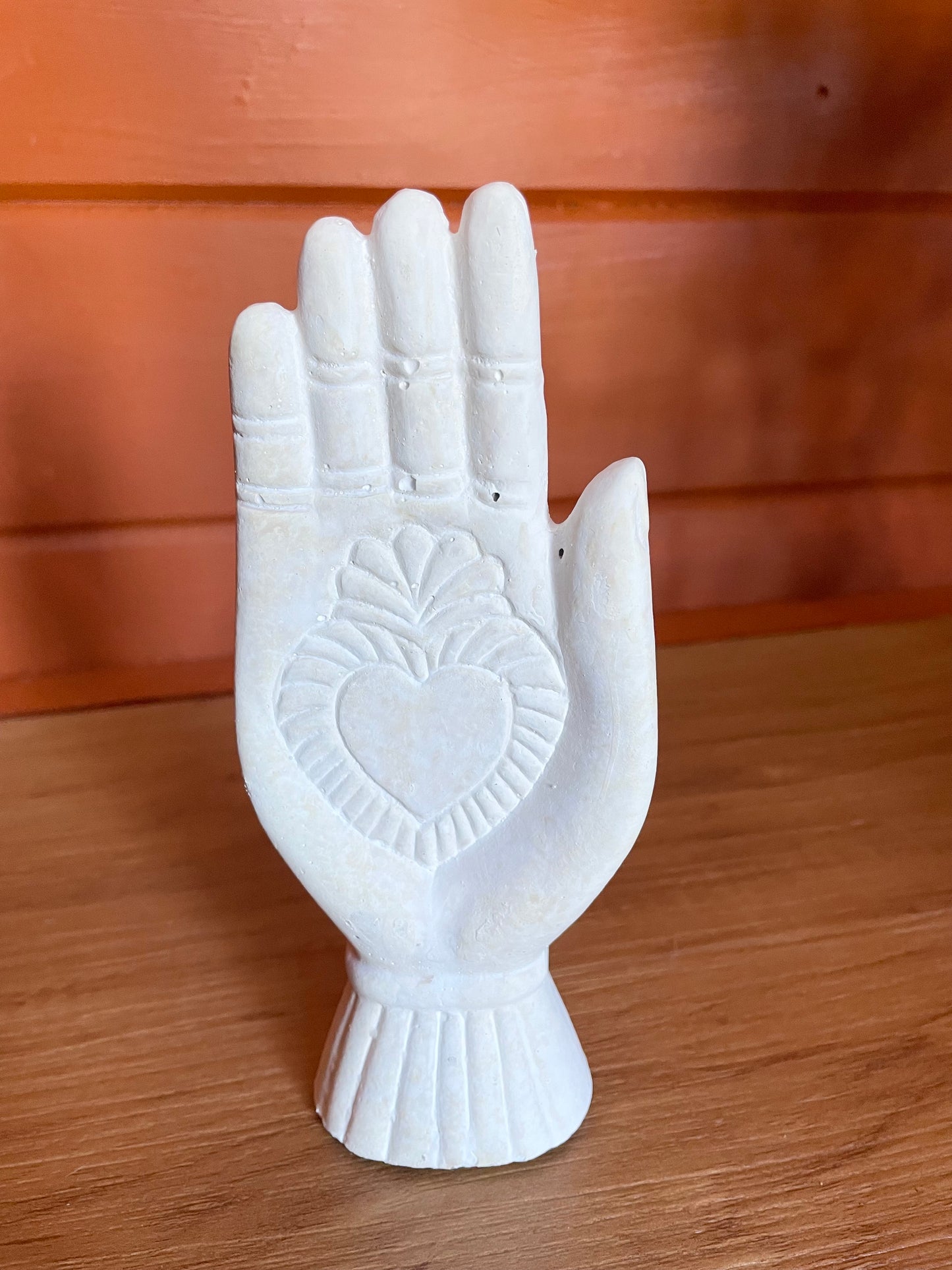 Free Spirit Hand ~ Ivory