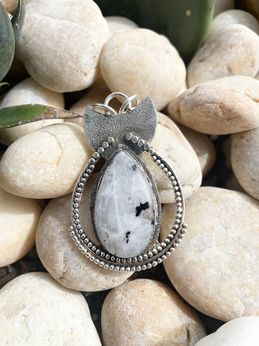 Rainbow Moonstone Pendant