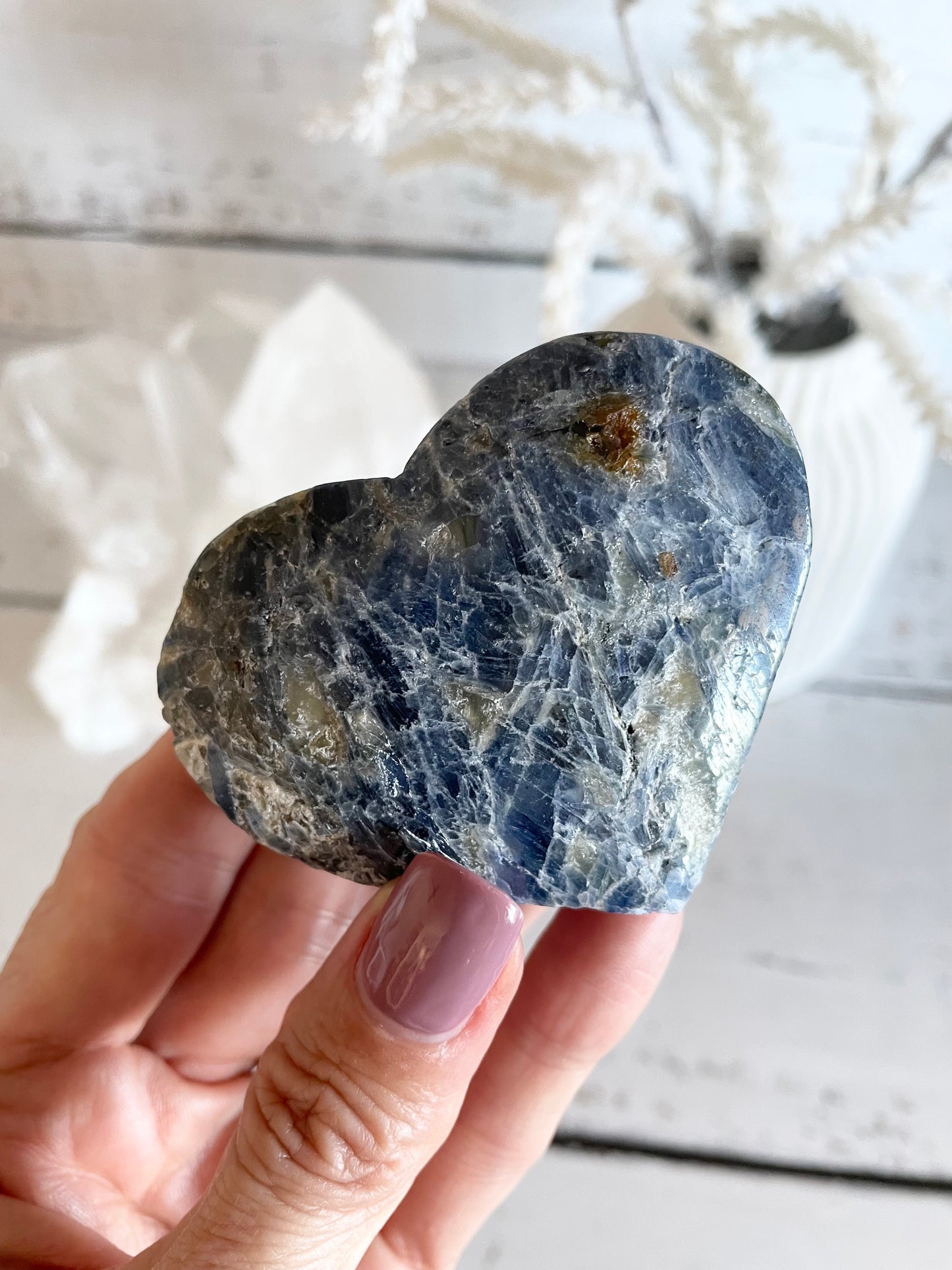 Kyanite Heart