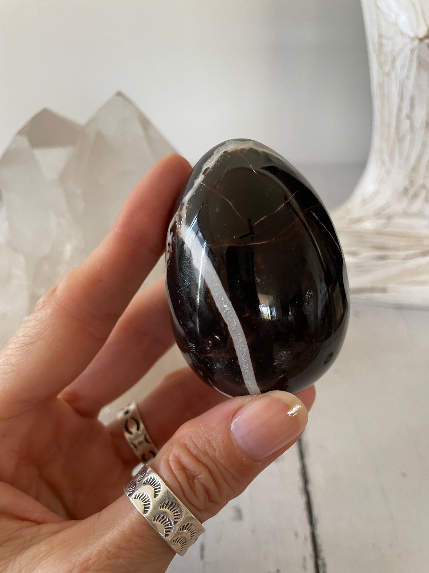 Sardonyx Egg includes hematite ring