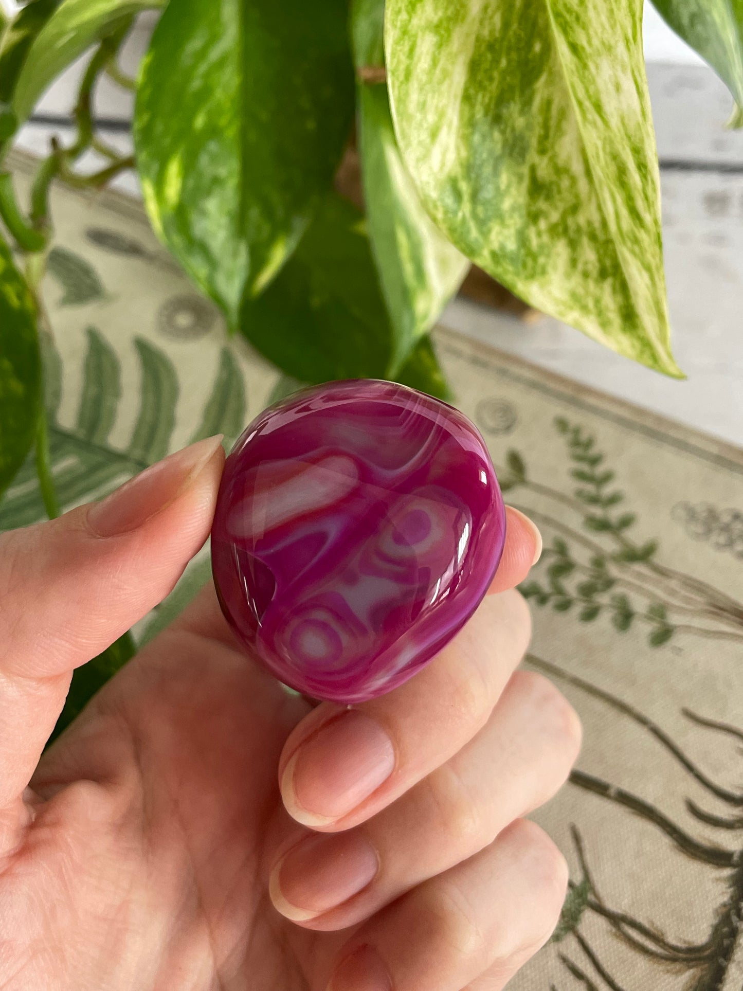 Freeform Magenta Agate ~ Free Spirit