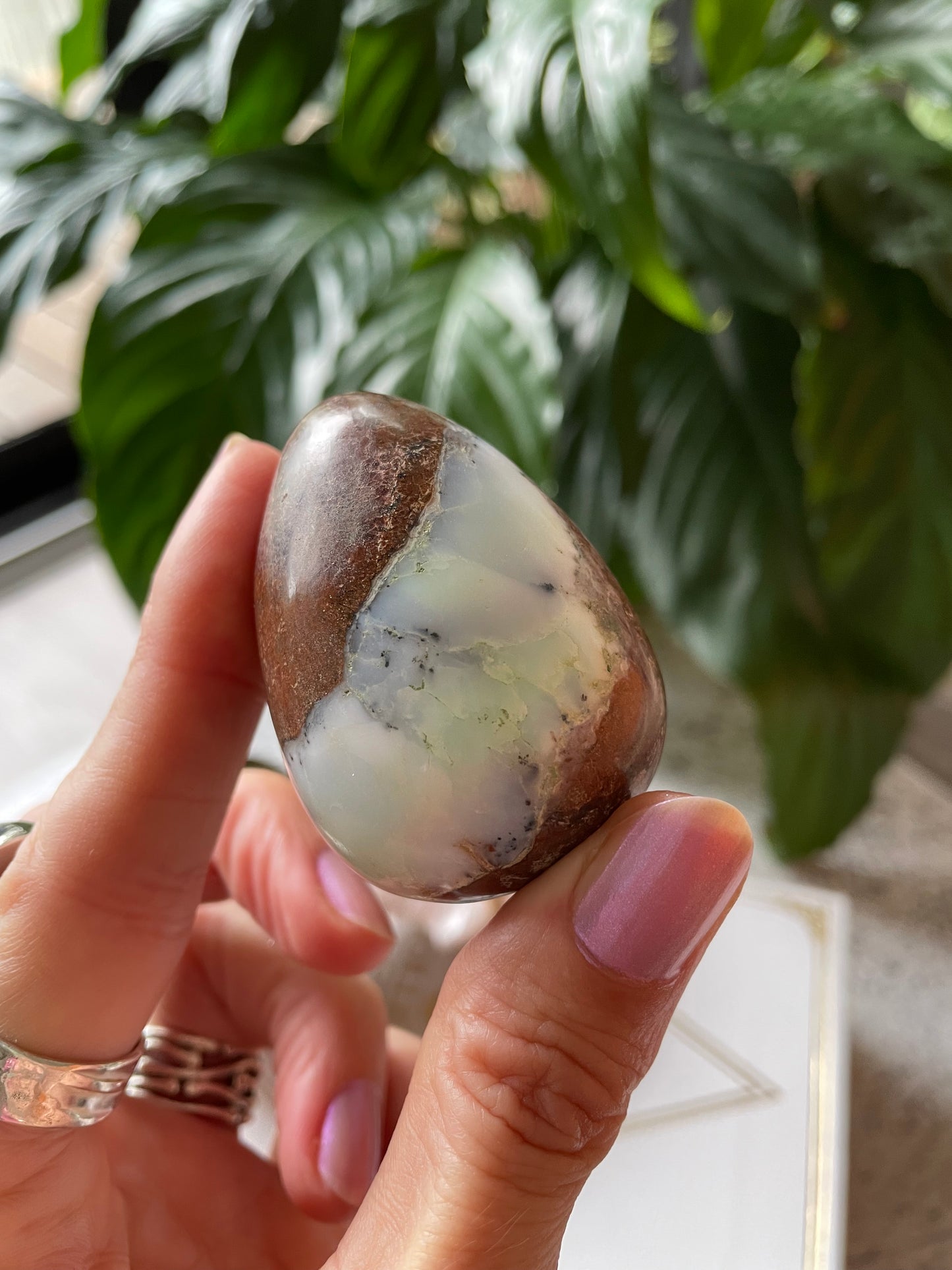 Chrysoprase Egg Includes Hematite Ring