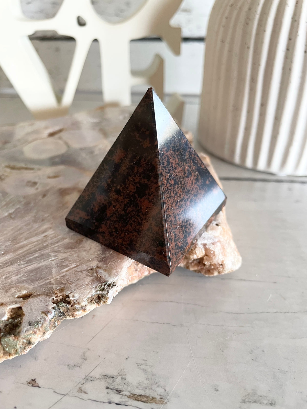 Mahogany Obsidian Pyramid
