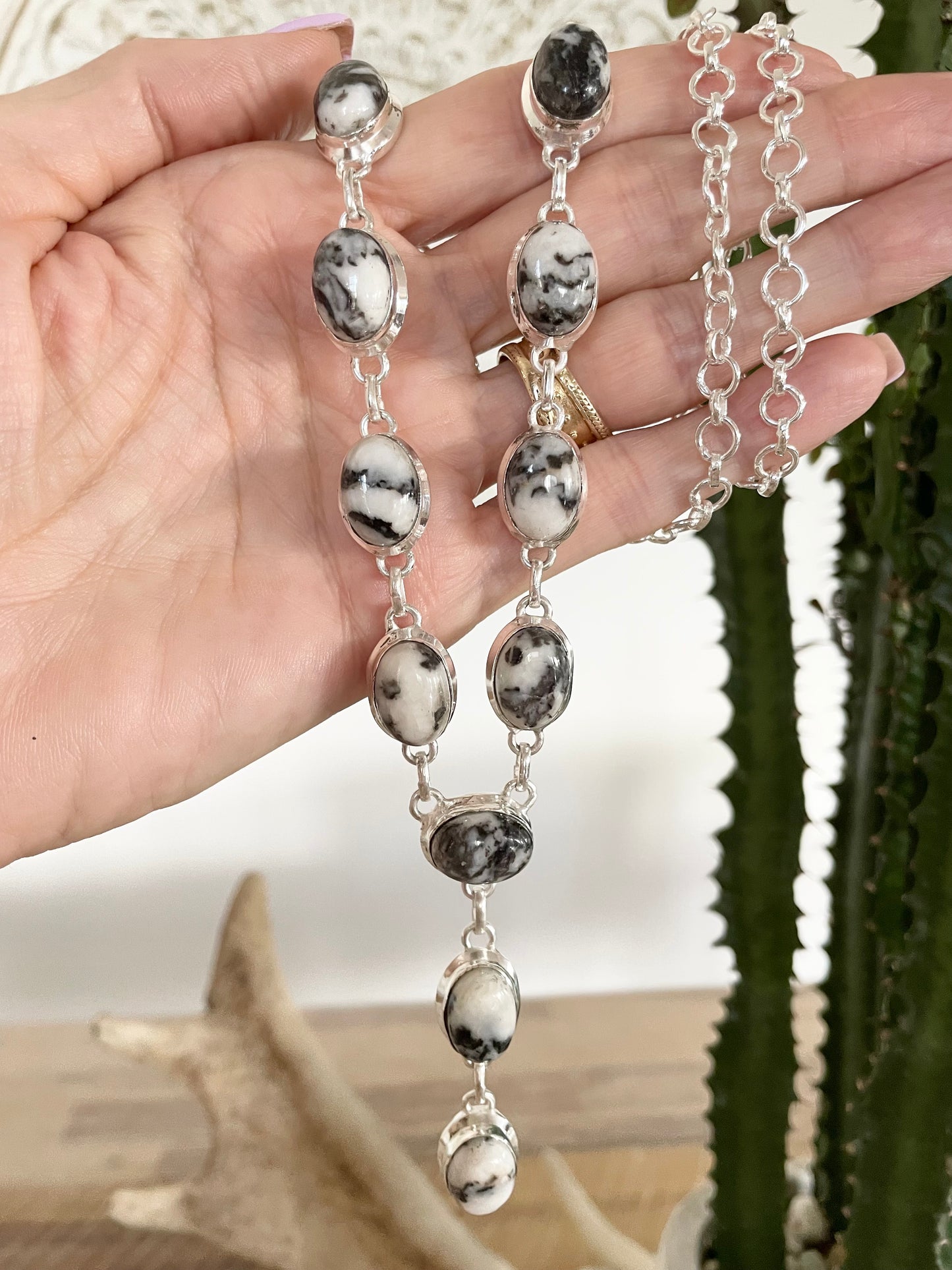 White buffalo Turquoise Lariat Necklace