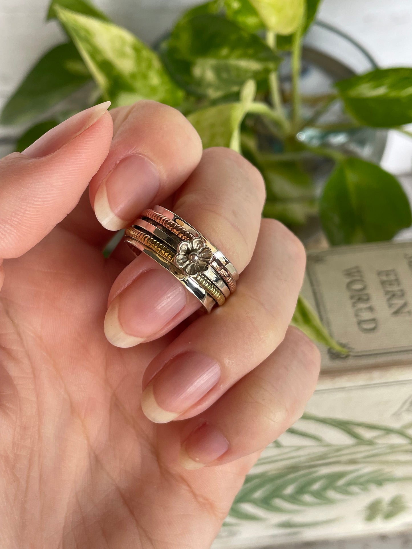 Meditation/Spinner/Anxiety Silver Ring ~ Flower Child size 8.5