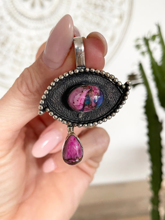 Pink Spiny Oyster Oxidised Pendant