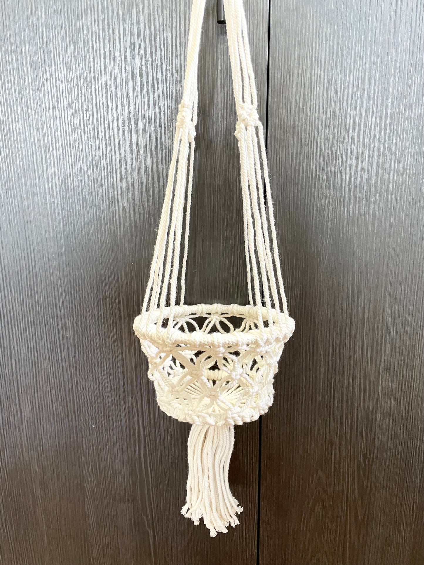 Macrame Pot hanger