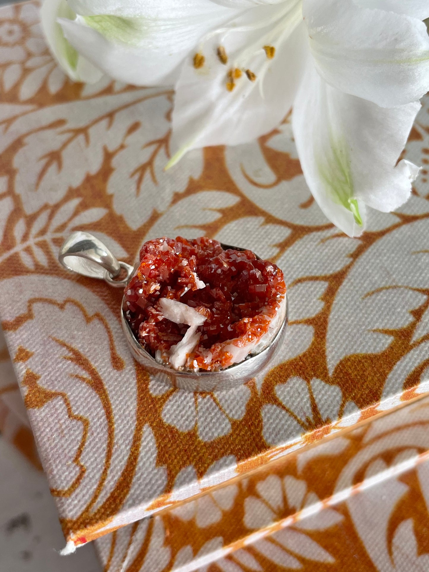 Johnstonite /Vanadinite Silver Raw Pendant