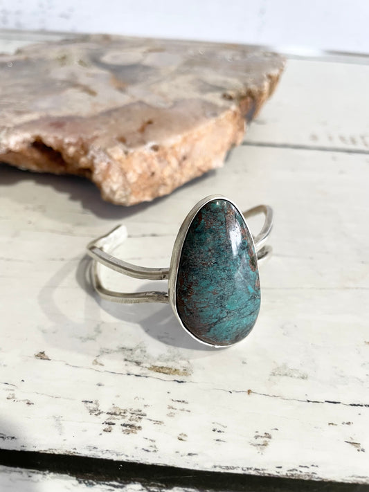 Sweetgrass Studio ~ Hubei Turquoise Silver Cuff