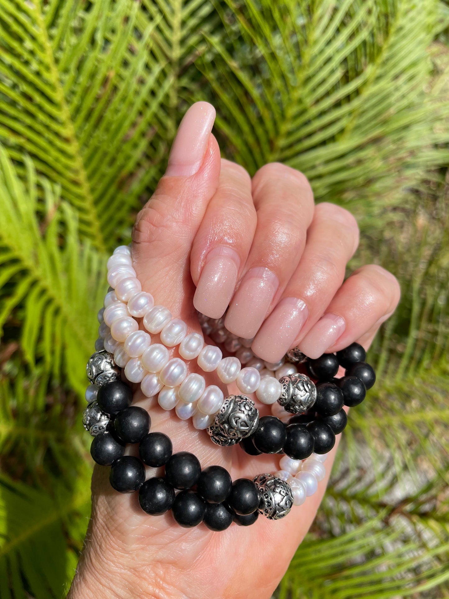 Shungite\Pearl Healing Bracelet