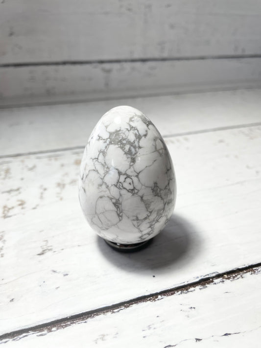 White Howlite Egg includes holder