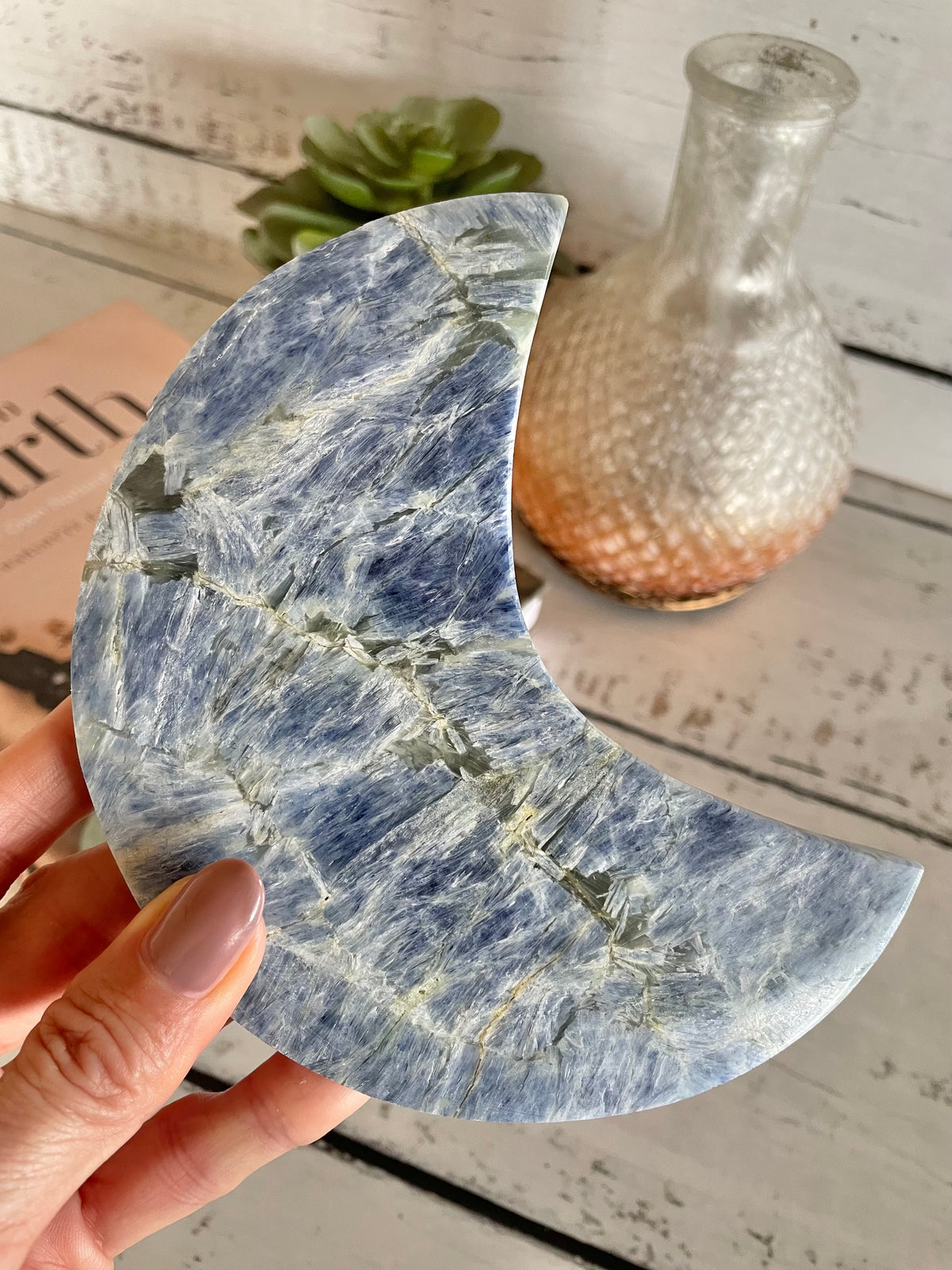 Kyanite Moon