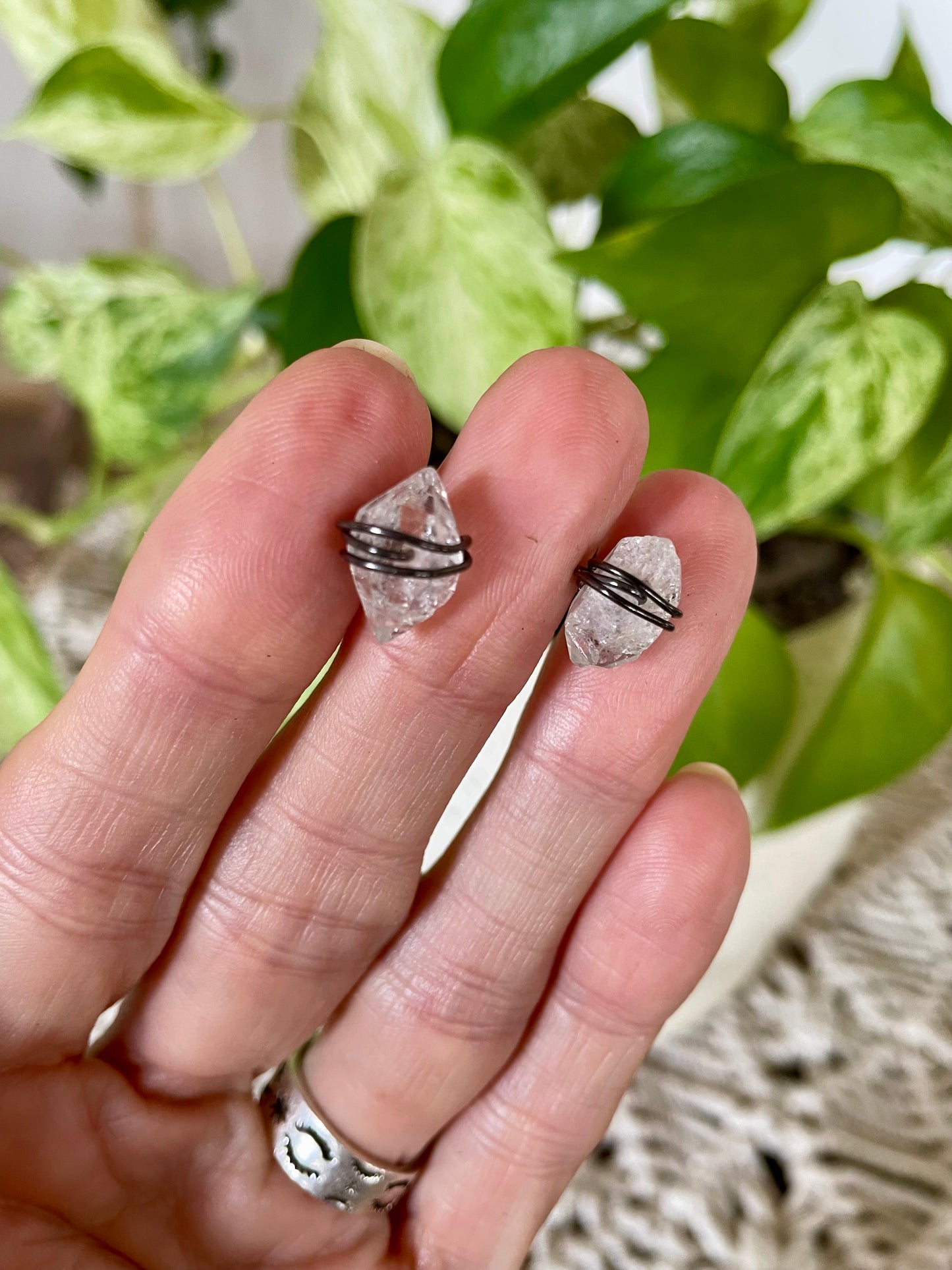 Herkimer wire wrap posts ~ titanium