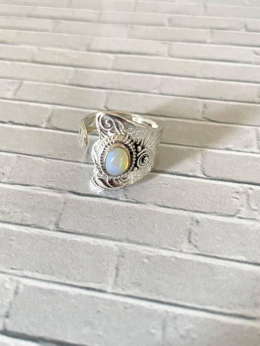Opal Adjustable~ size 6-10