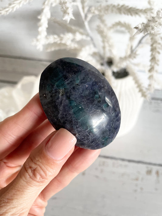 Iolite Pillow Palm Stone