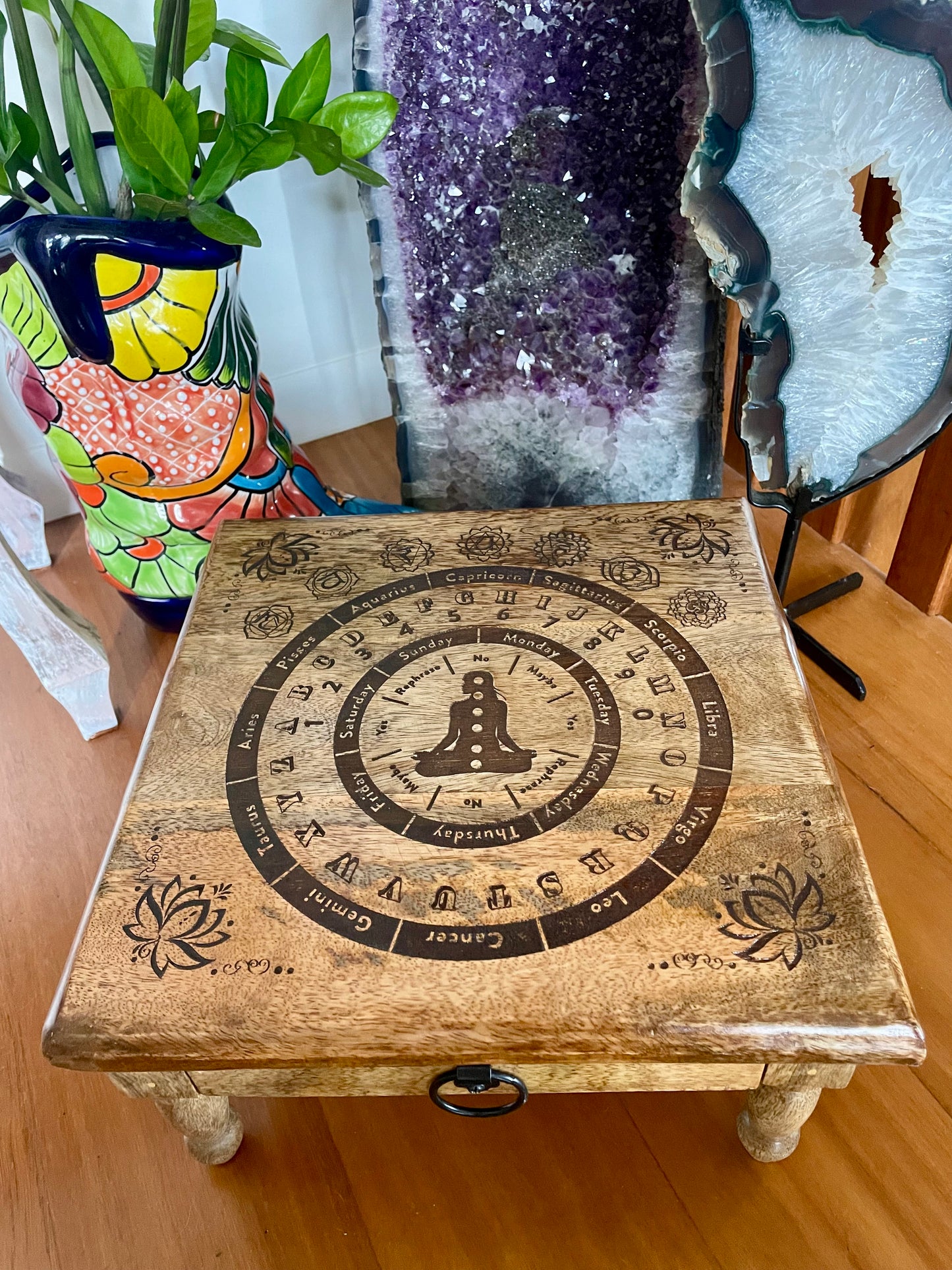 Zodiac Divination Pendulum Altar Table