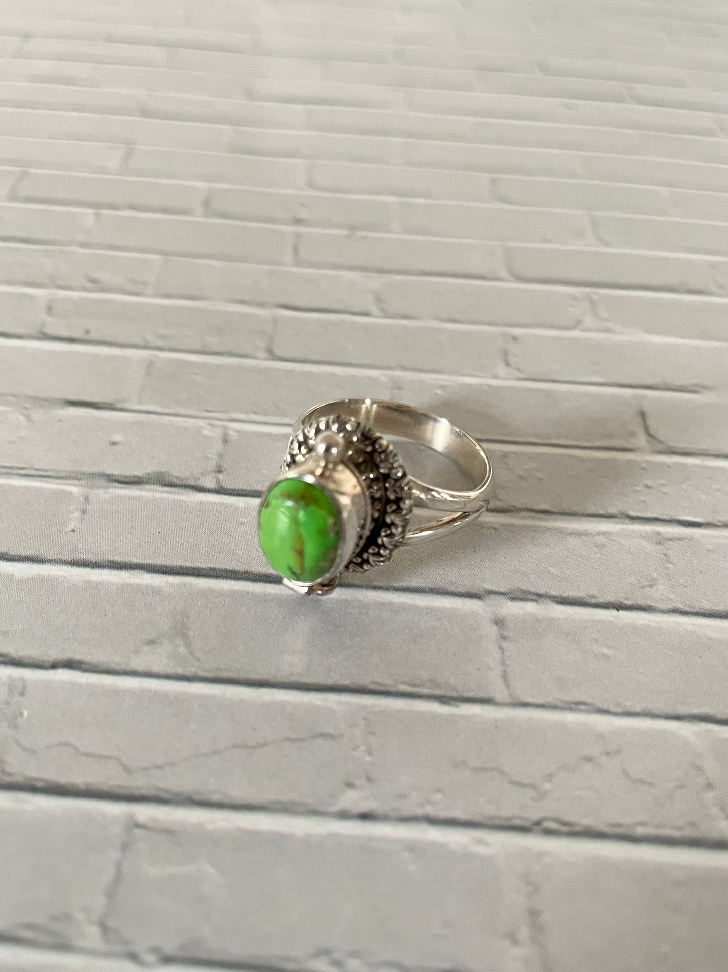 Green Copper Poison Ring ~ Size 8