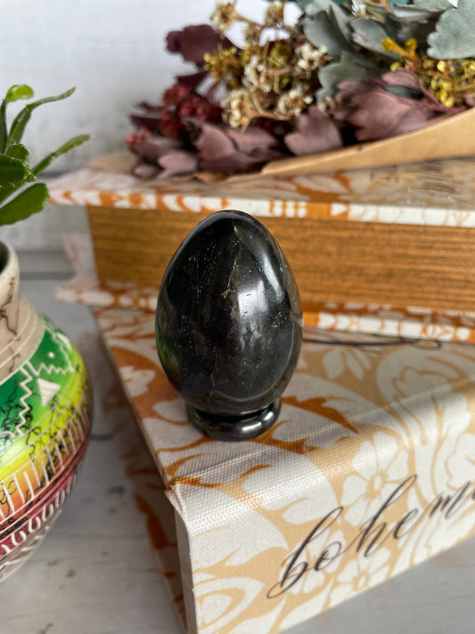 Larvakite Egg Includes Hematite Ring