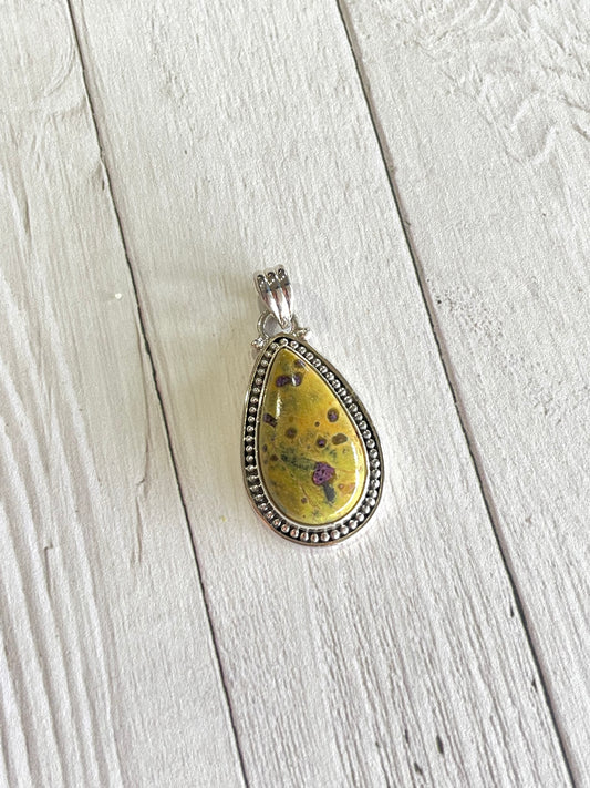 Atlantisite & Stichtite Pendant