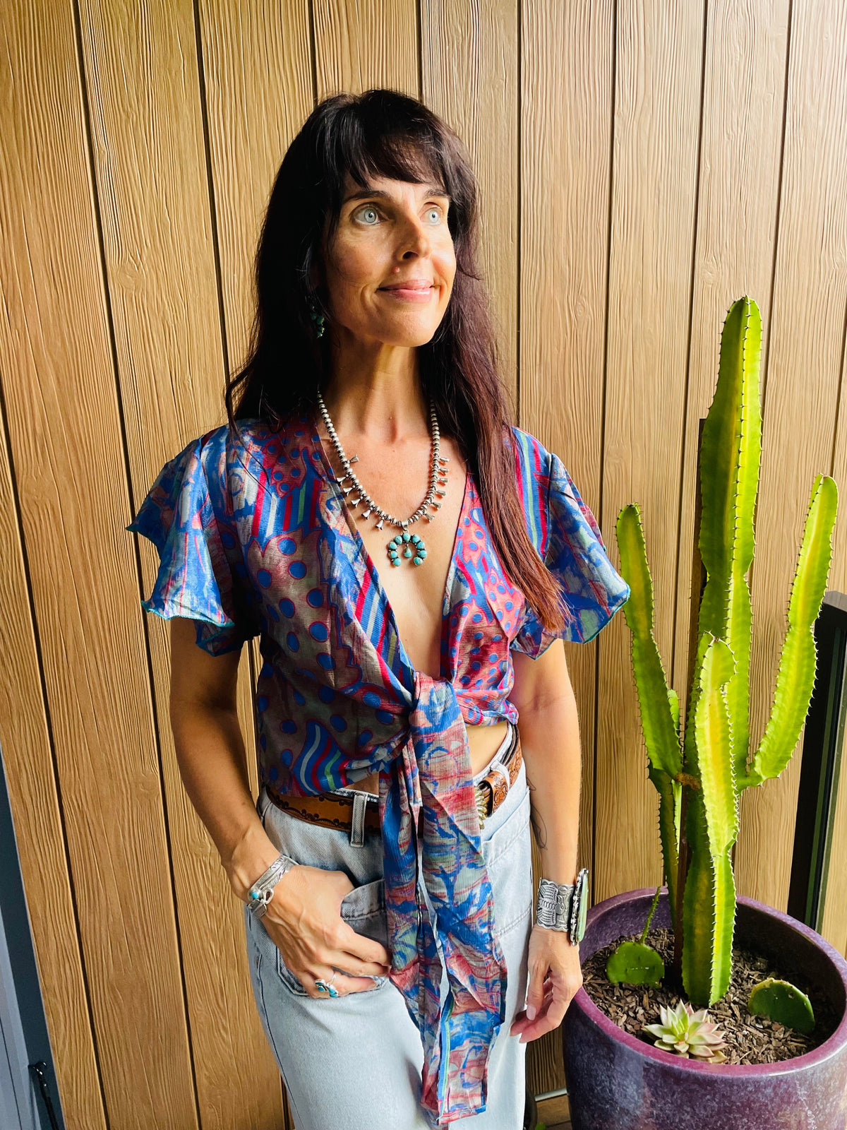 Sari short sleeve ruffle shirt