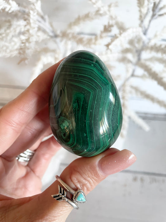 Malachite Egg with holder