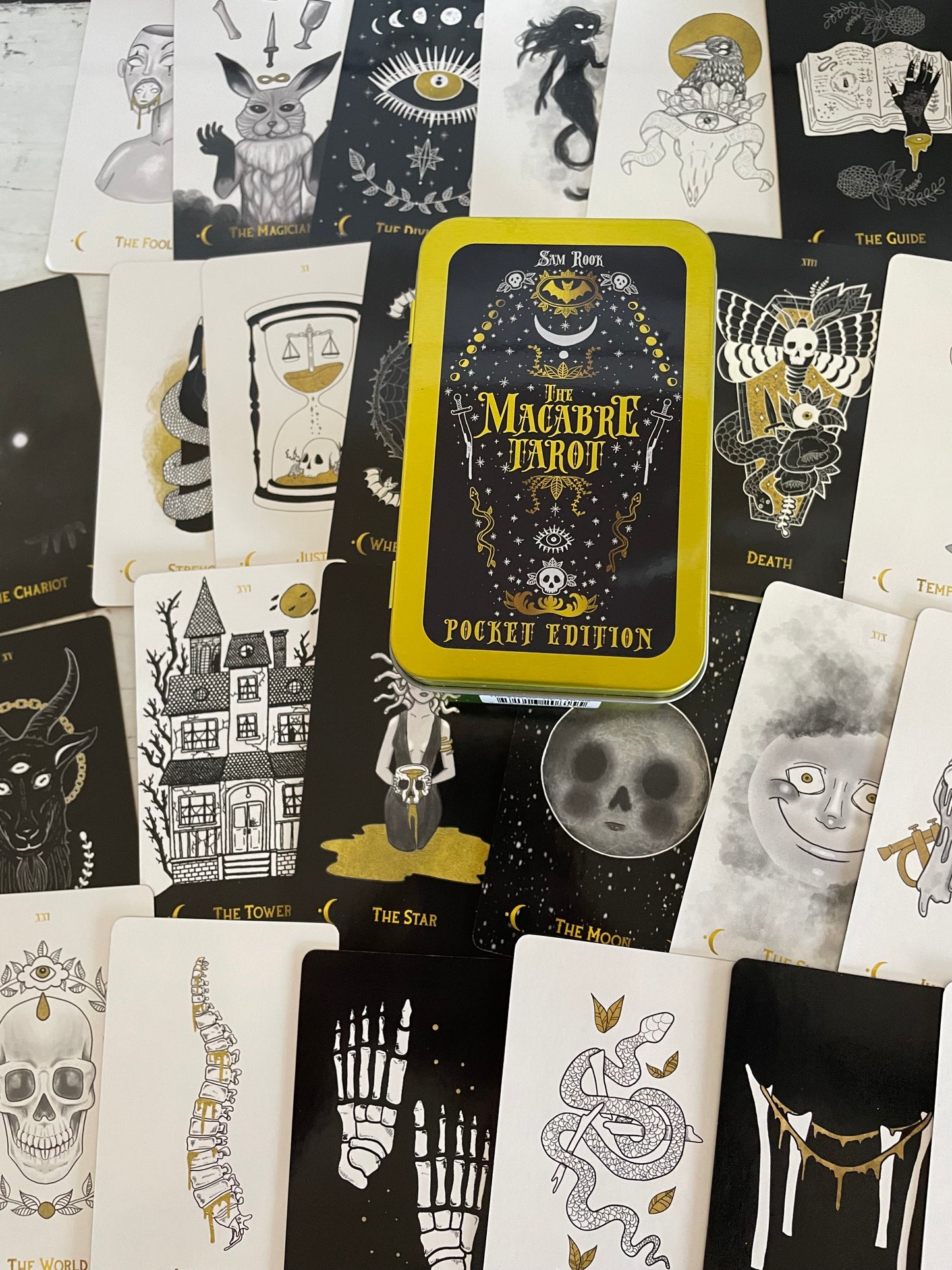 The Macabre Tarot pocket edition