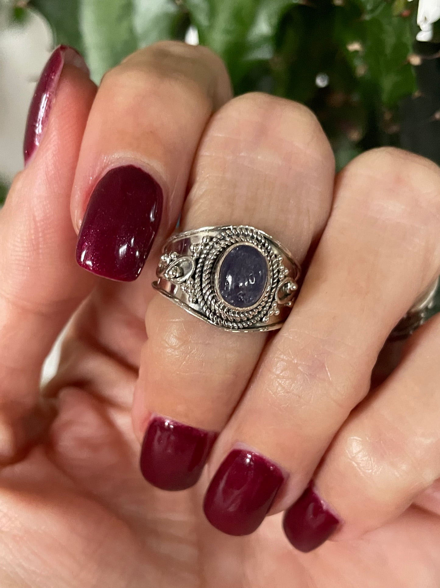 Tanzanite Ring ~ size 7