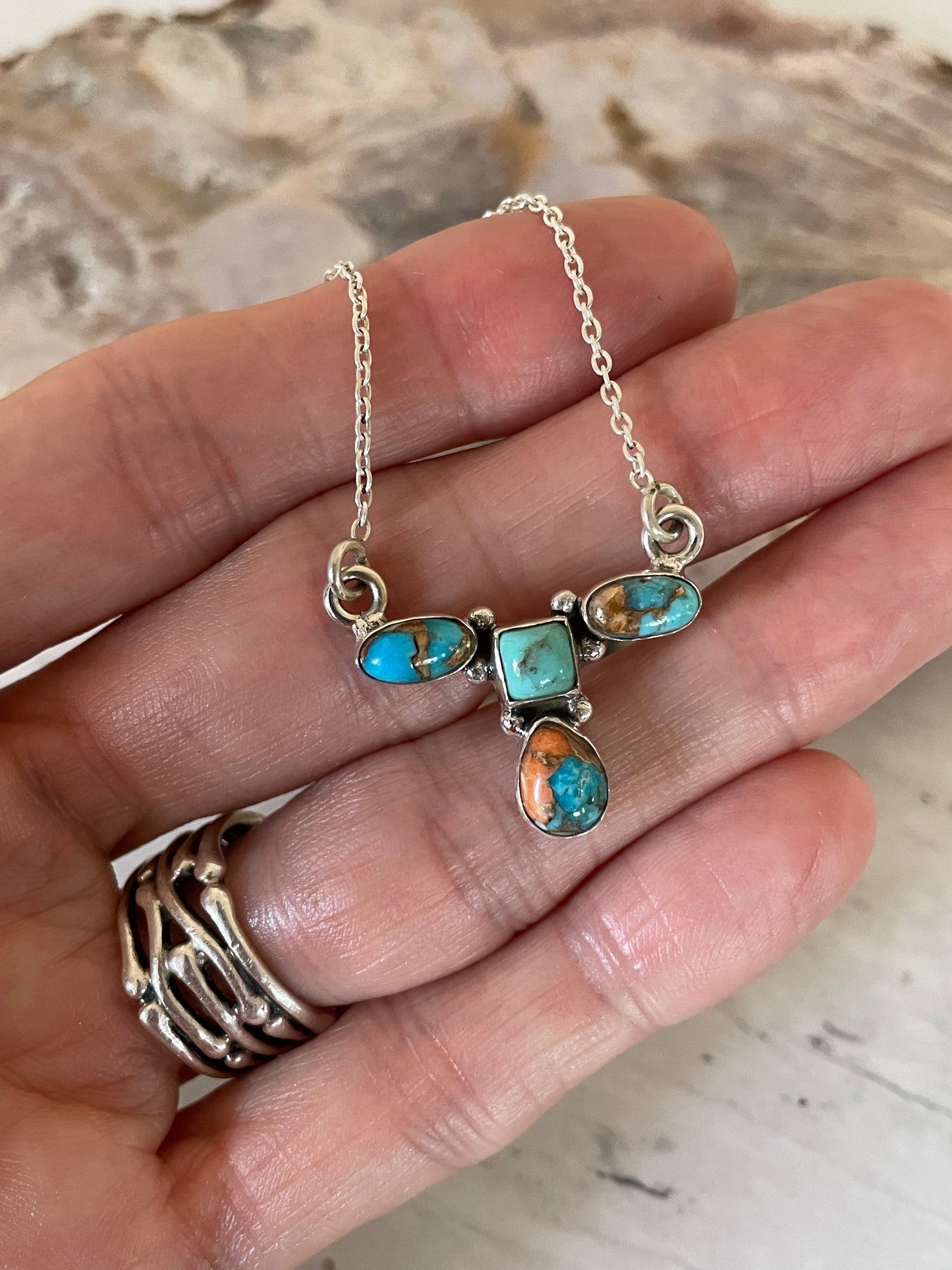 Kingman Turquoise/Spiny Oyster Necklace