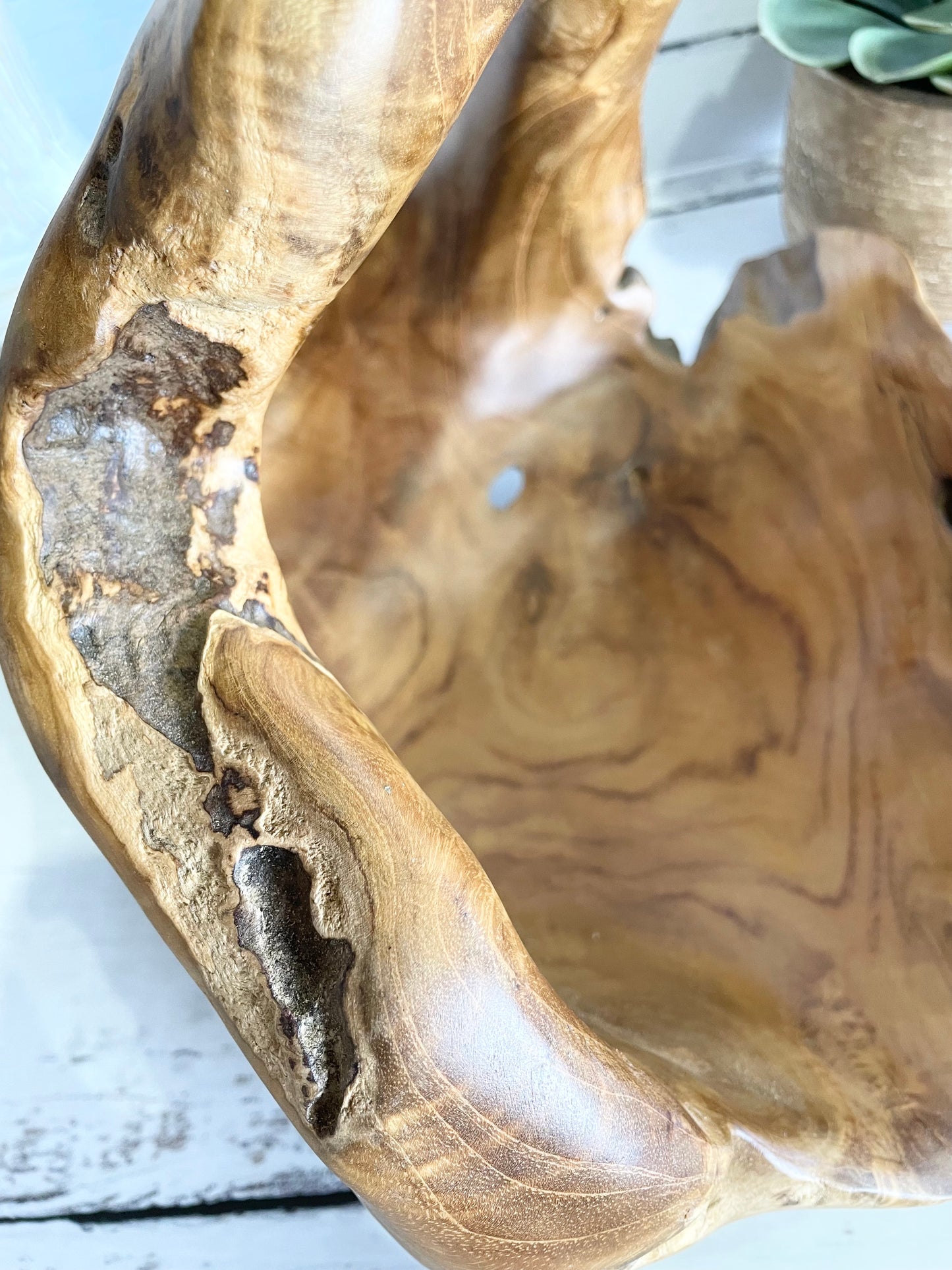 Mango Wood ~ Freeform Bowl