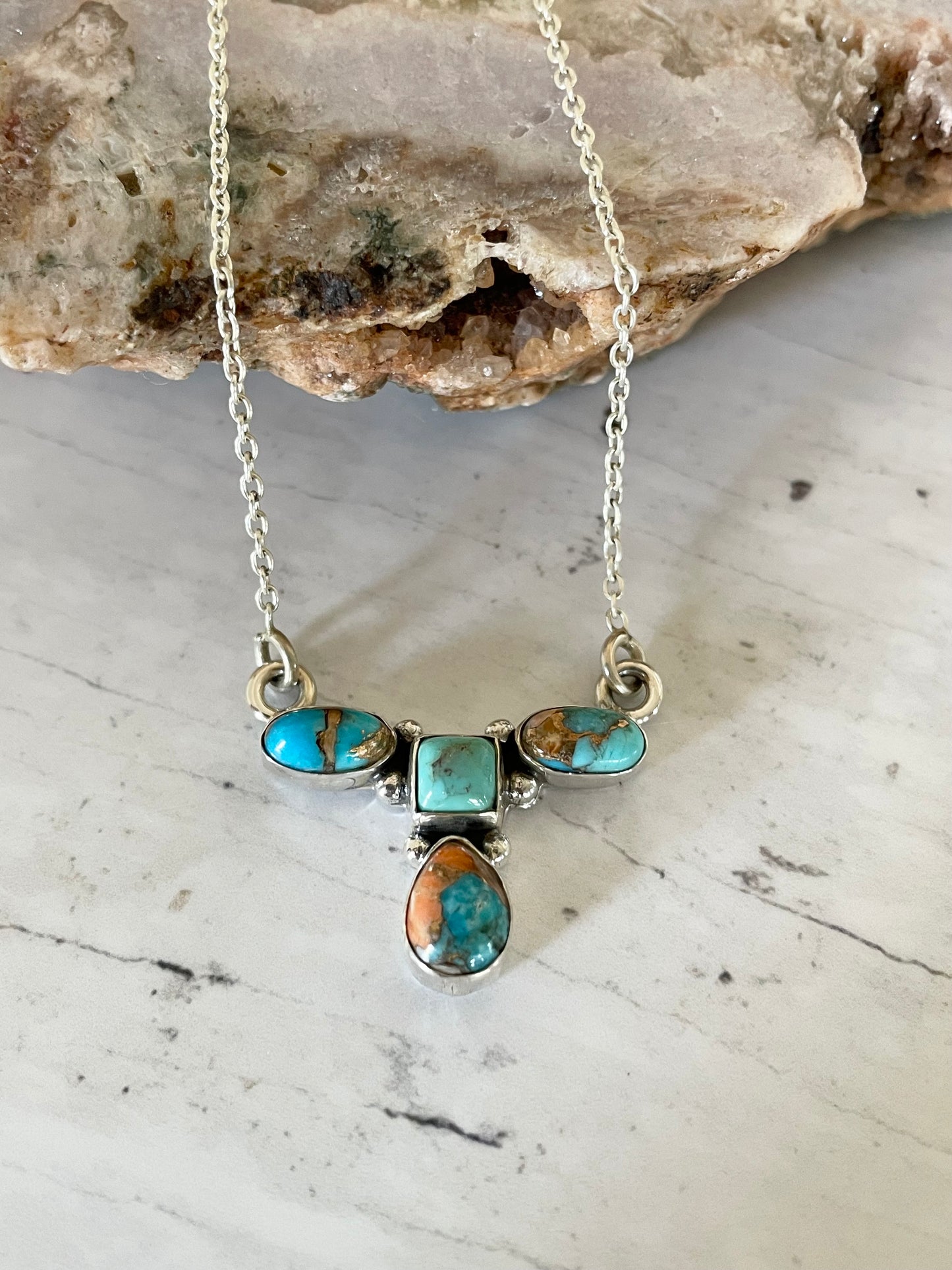 Kingman Turquoise/Spiny Oyster Necklace