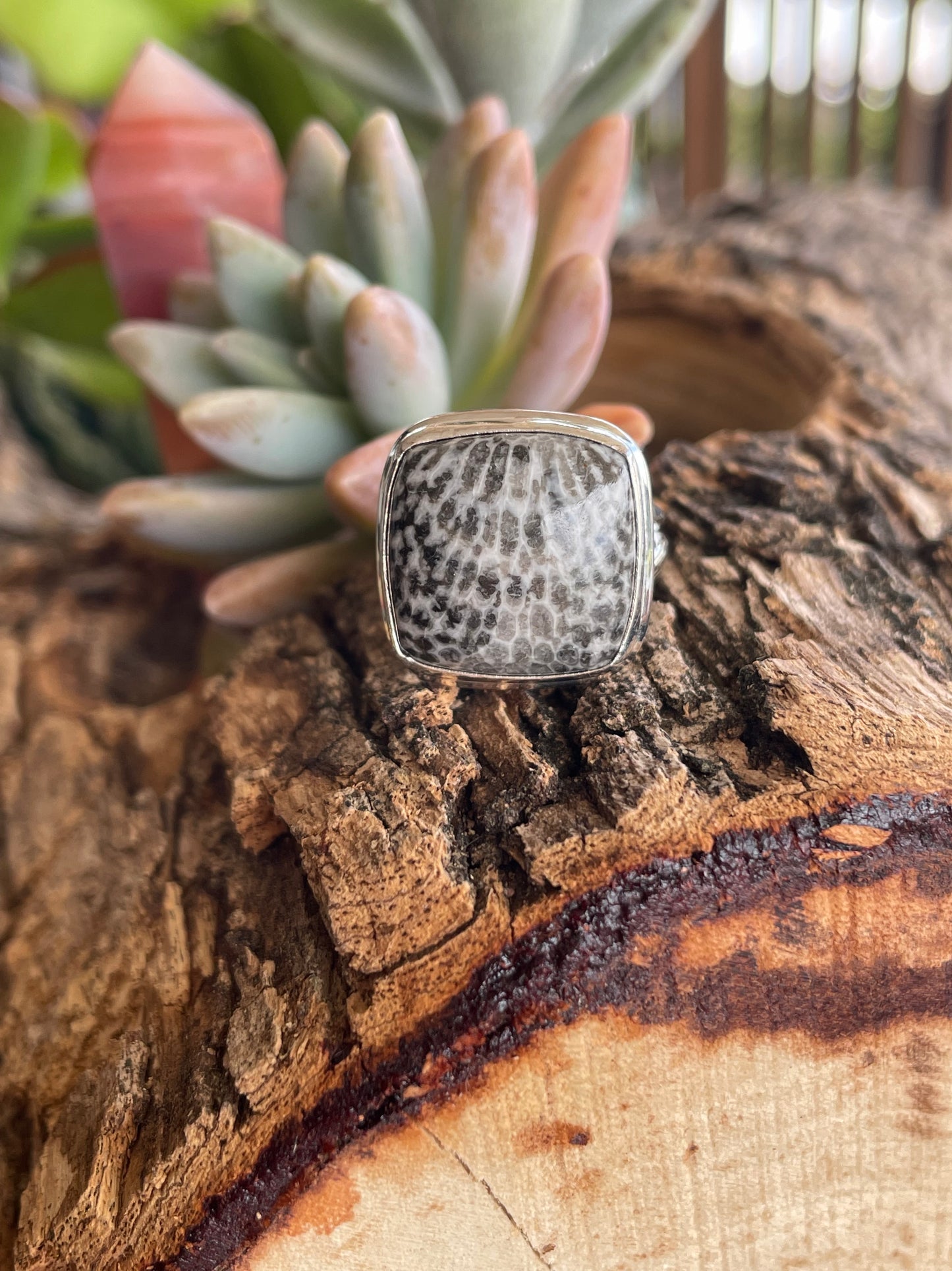 Stingray Coral Silver Ring