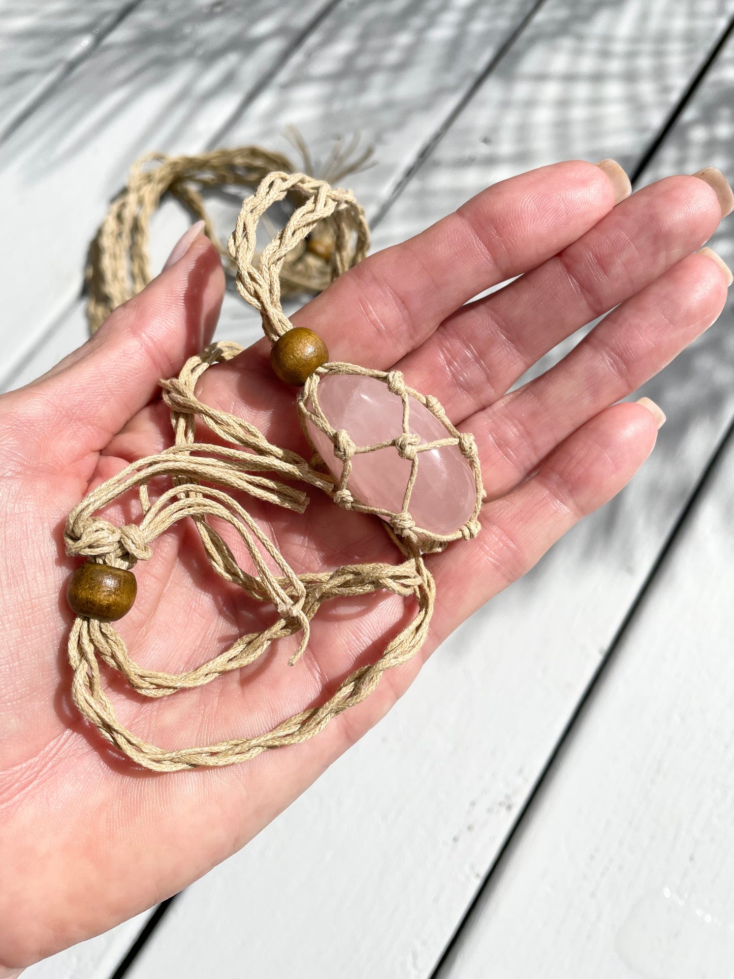 Macrame adjustable crystal necklace - Rose Quartz