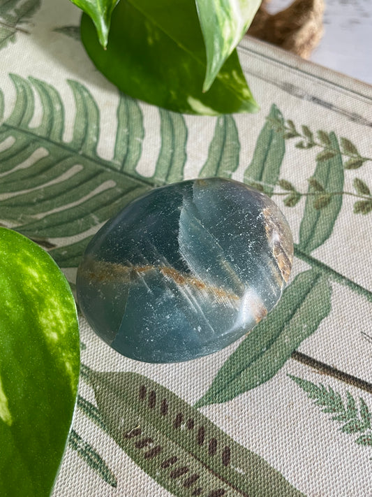 Blue Onyx Pillow Palm Stone