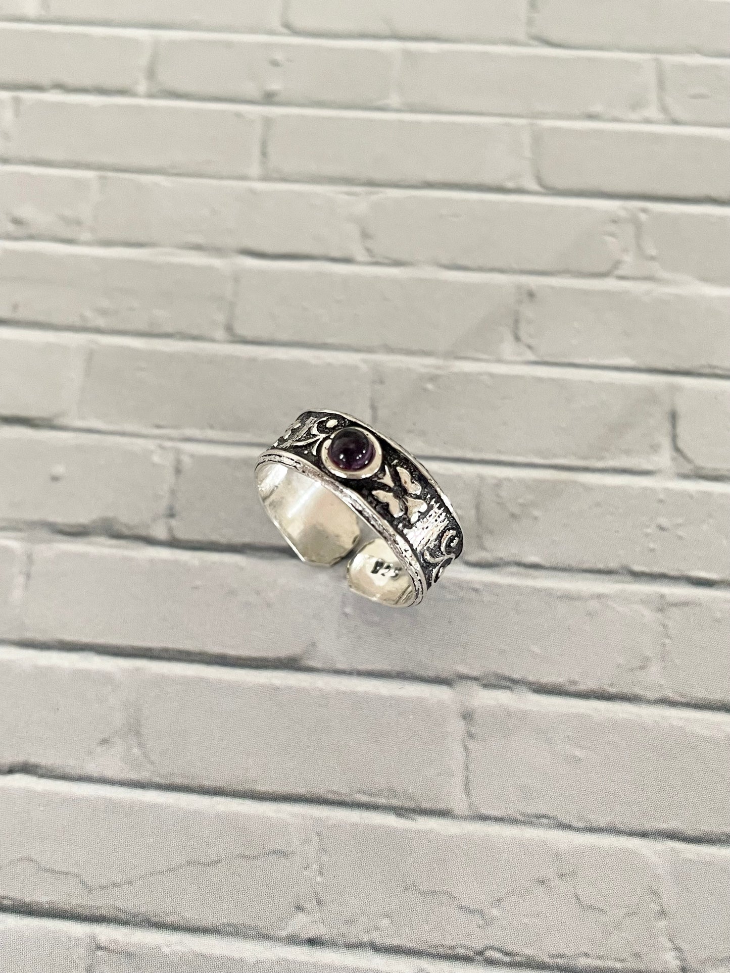 Amethyst  Silver Toe Ring