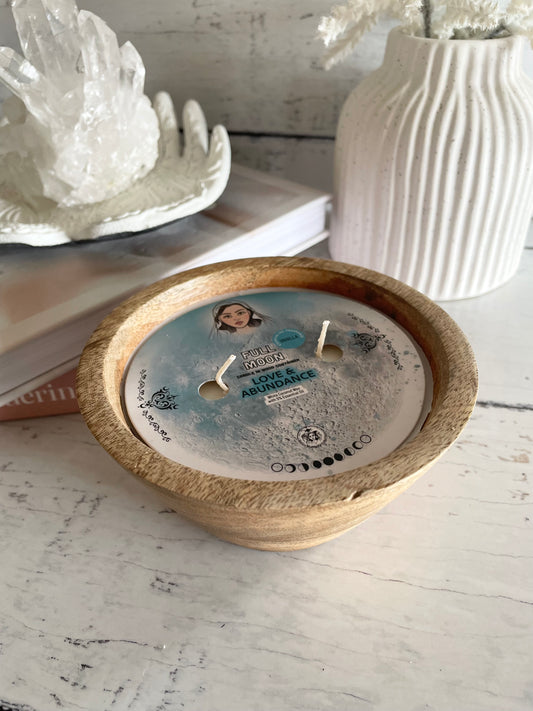 Full Moon Vanilla Candle - Love & Abundance