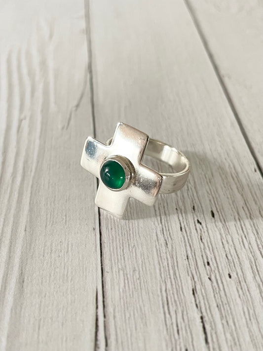 S&M Green Onyx Ring ~ Size 7
