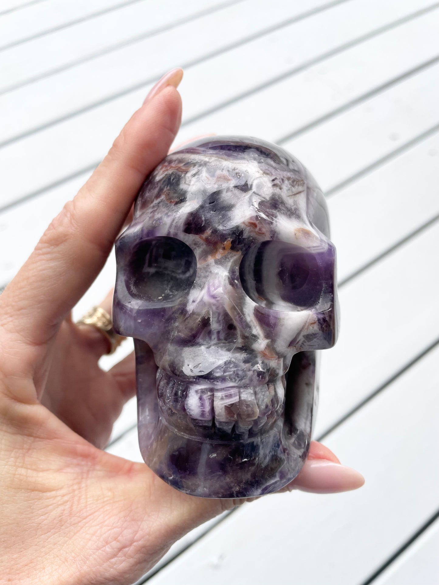 Chevron Dream Amethyst Skull