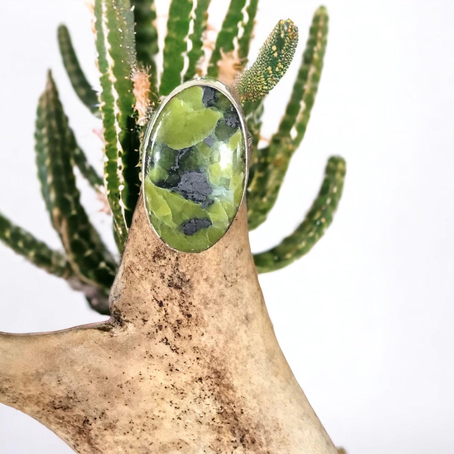 SweetGrass Studio ~Serpentine Ring