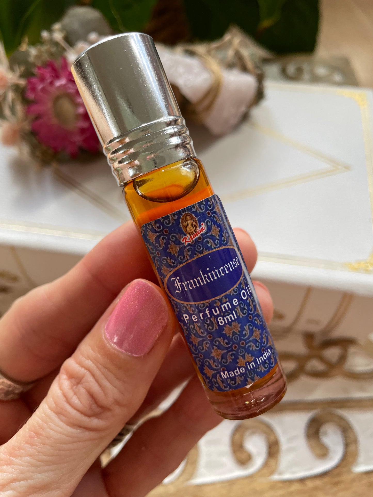 Kamini Perfume Oil ~ Frankincense