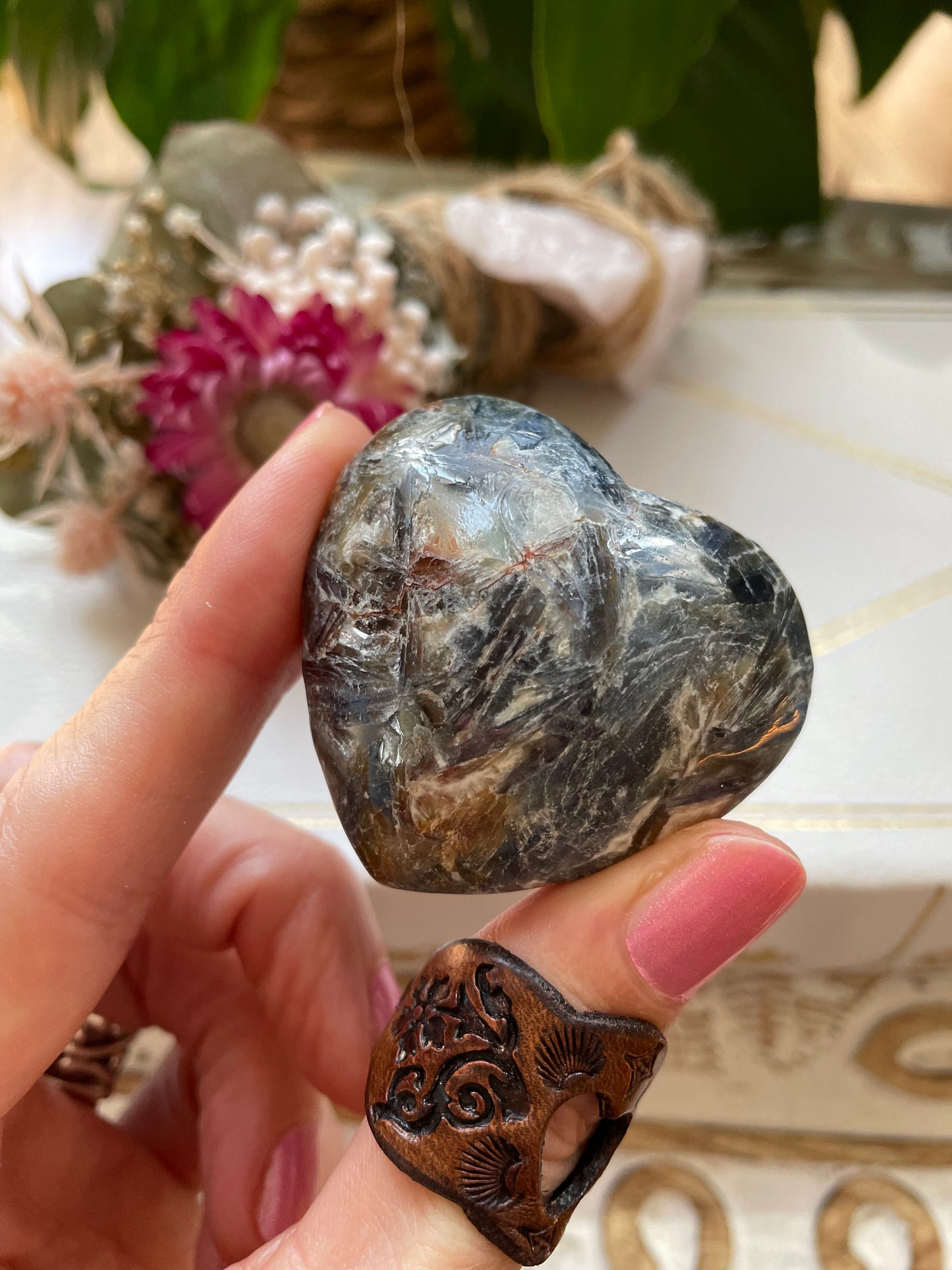 Kyanite Heart