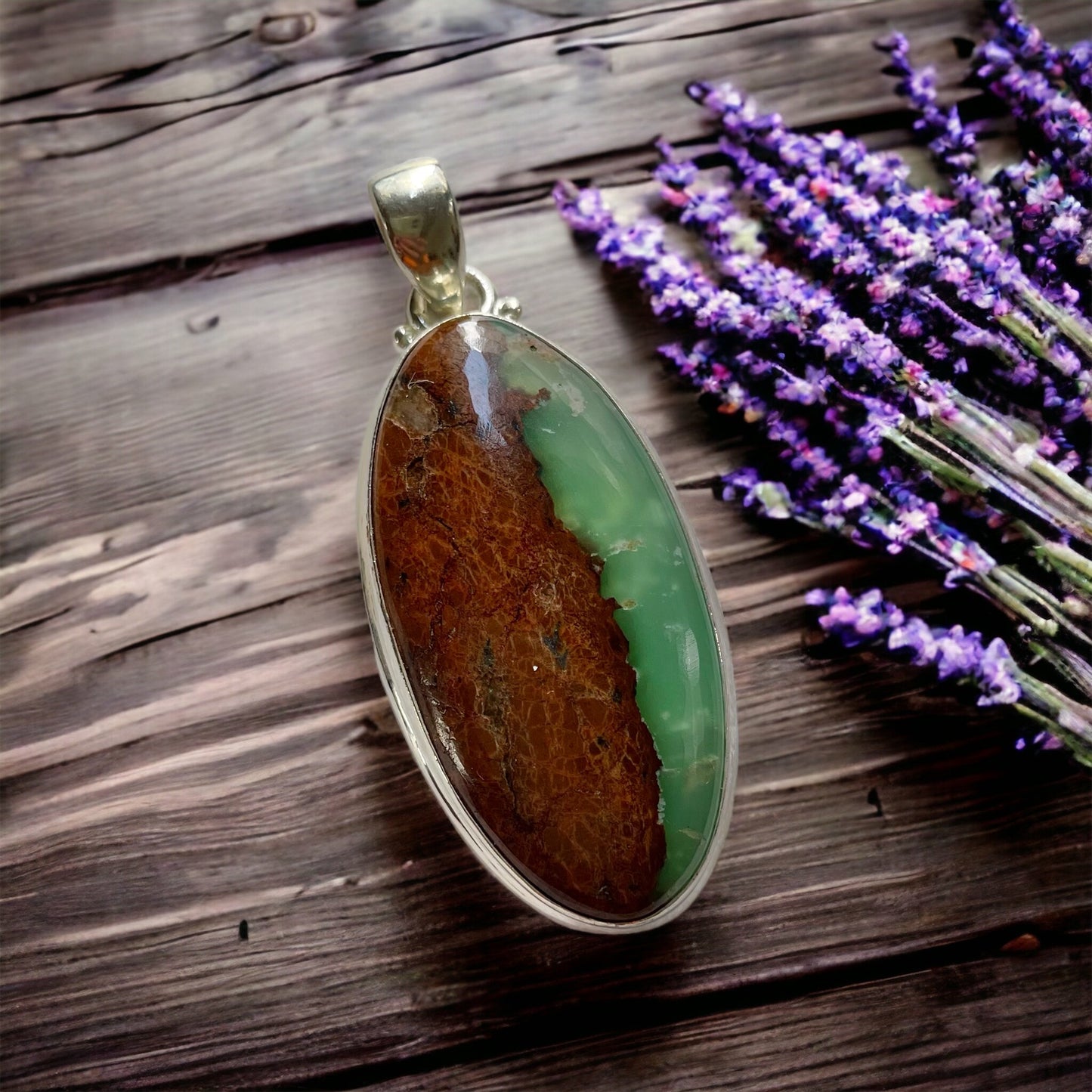 Chrysoprase Silver Pendant