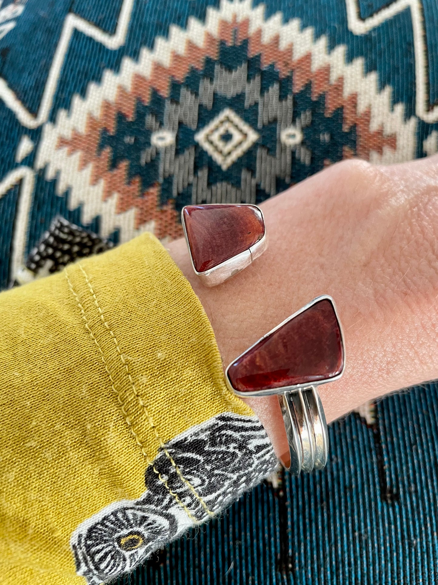 Navajo Cuff ~ Spiny Oyster ~ U.S