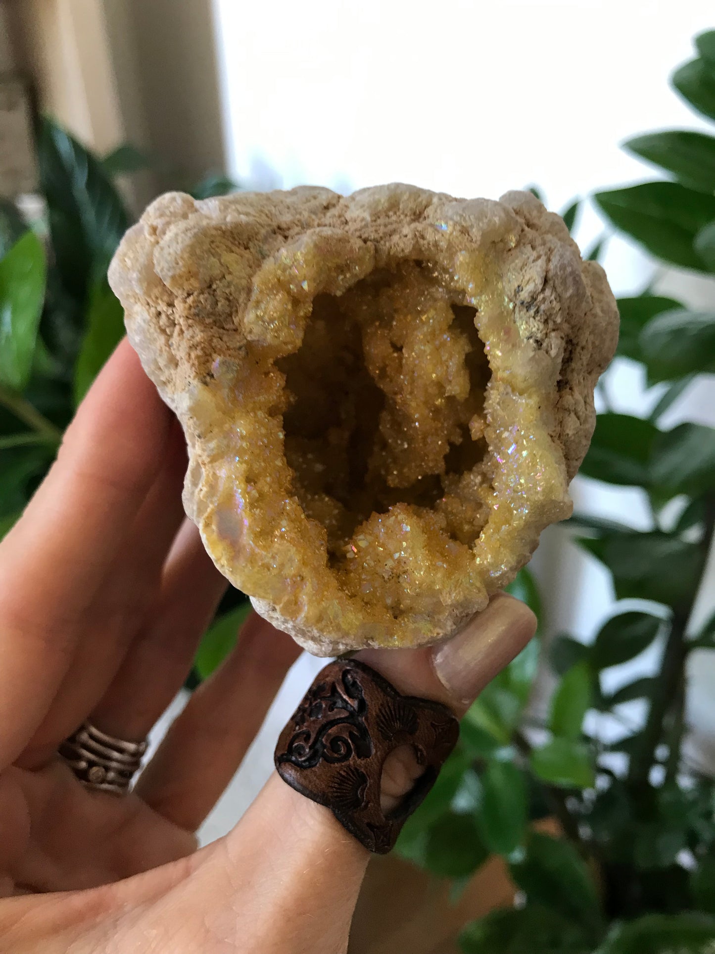 Aura Moroccan Quartz Geode