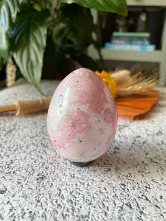 Rhodonite Egg Includes Hematite Ring