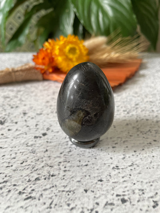 Labradorite Egg Includes Hematite Ring