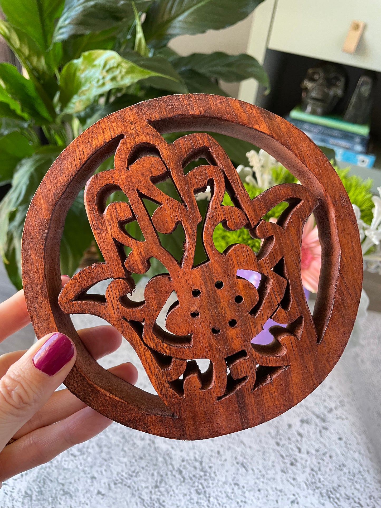 Wooden Hamsa Circle